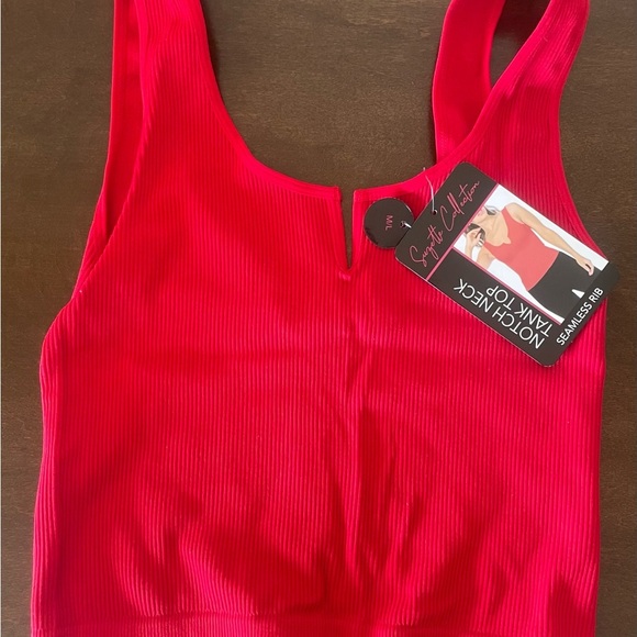 Scott & Charters Red Notch Neck Tank Top - Picture 1 of 3